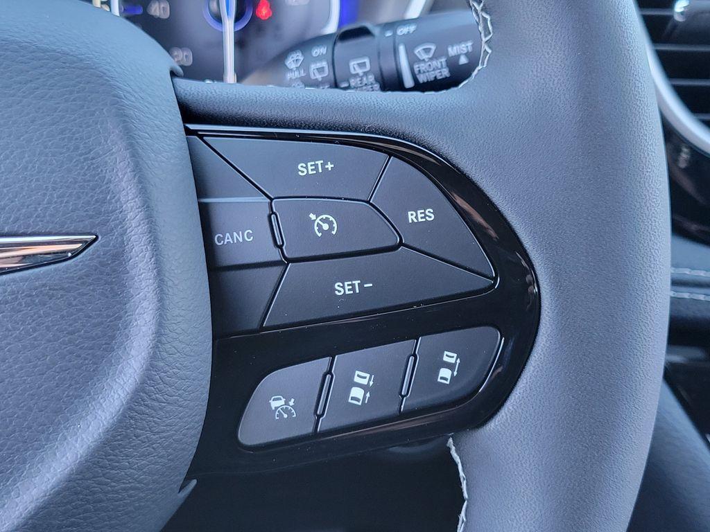 new 2026 Chrysler Pacifica car, priced at $45,845