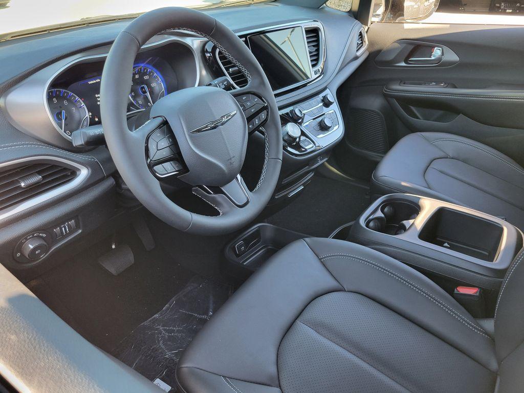 new 2026 Chrysler Pacifica car, priced at $45,845