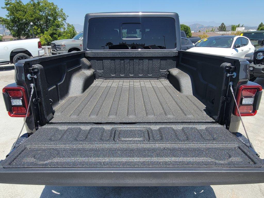 new 2026 Jeep Gladiator car, priced at $55,769