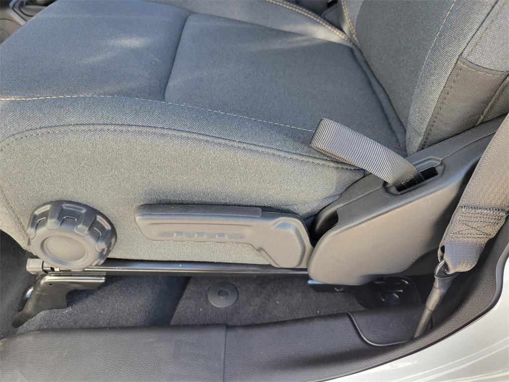 new 2026 Jeep Wrangler car, priced at $59,377