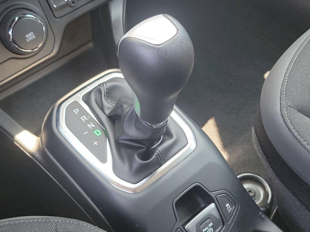 used 2023 Jeep Renegade car, priced at $21,900