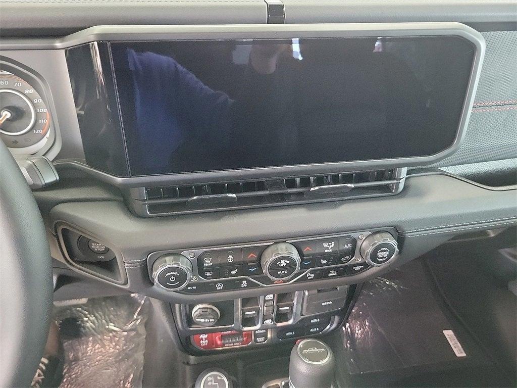 new 2025 Jeep Gladiator car, priced at $80,362