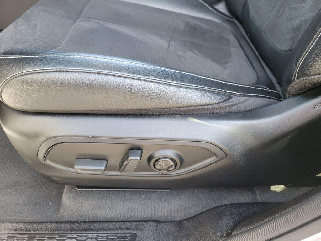 used 2023 Jeep Grand Cherokee L car, priced at $34,500