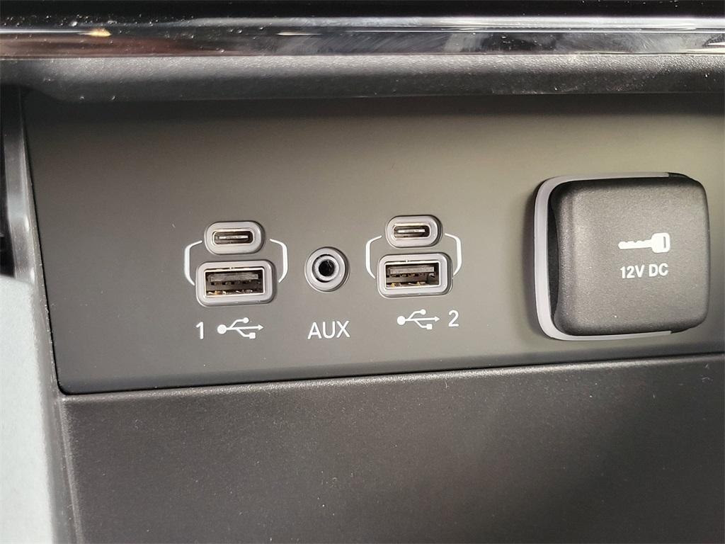 new 2026 Jeep Cherokee car, priced at $42,815