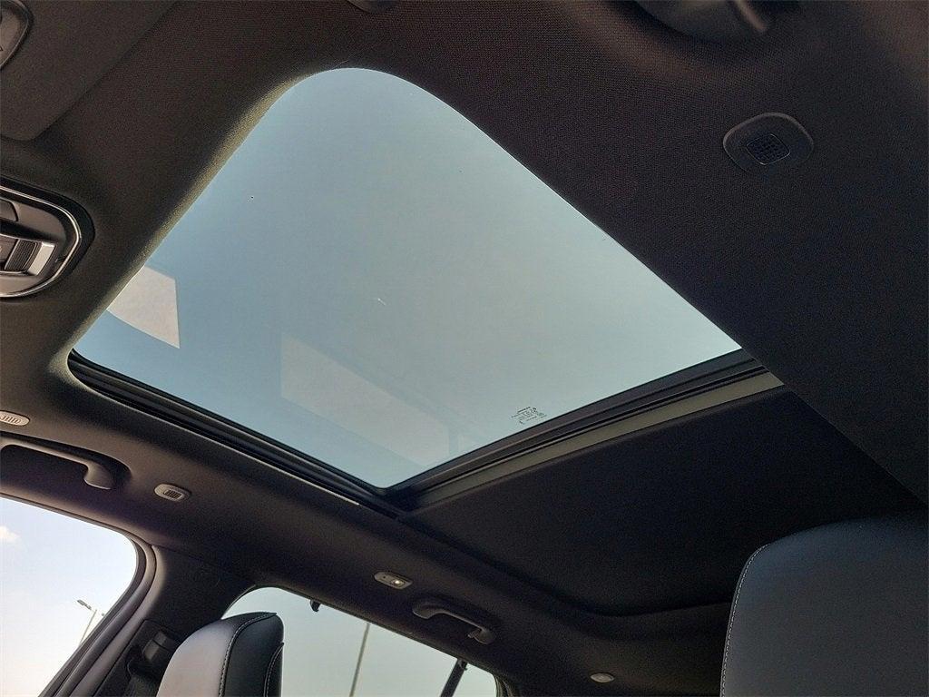 new 2025 Jeep Grand Cherokee car, priced at $48,484