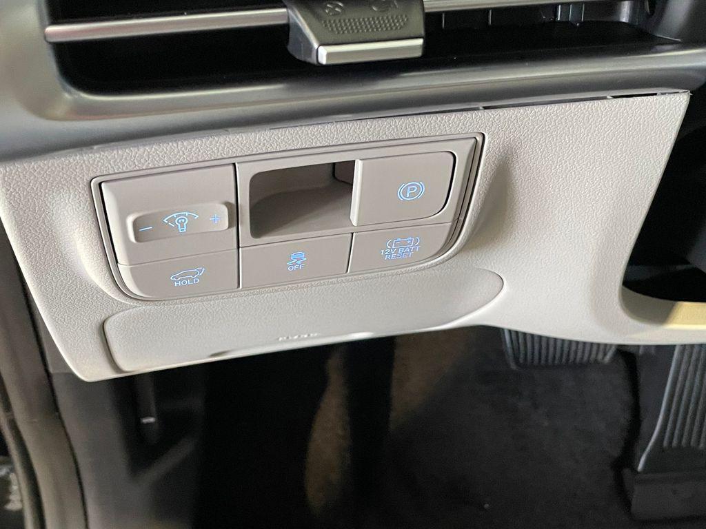 new 2026 Hyundai TUCSON Hybrid car, priced at $40,994