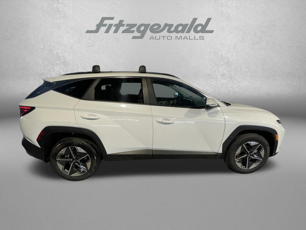 new 2026 Hyundai TUCSON Hybrid car, priced at $37,194
