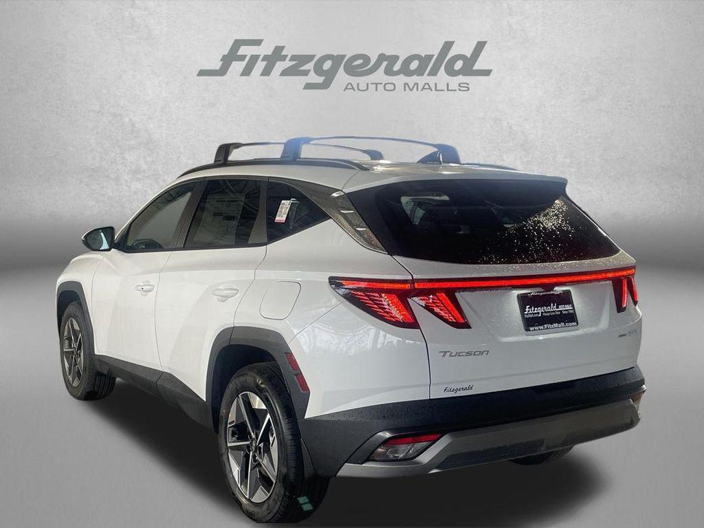 new 2026 Hyundai TUCSON Hybrid car, priced at $37,194