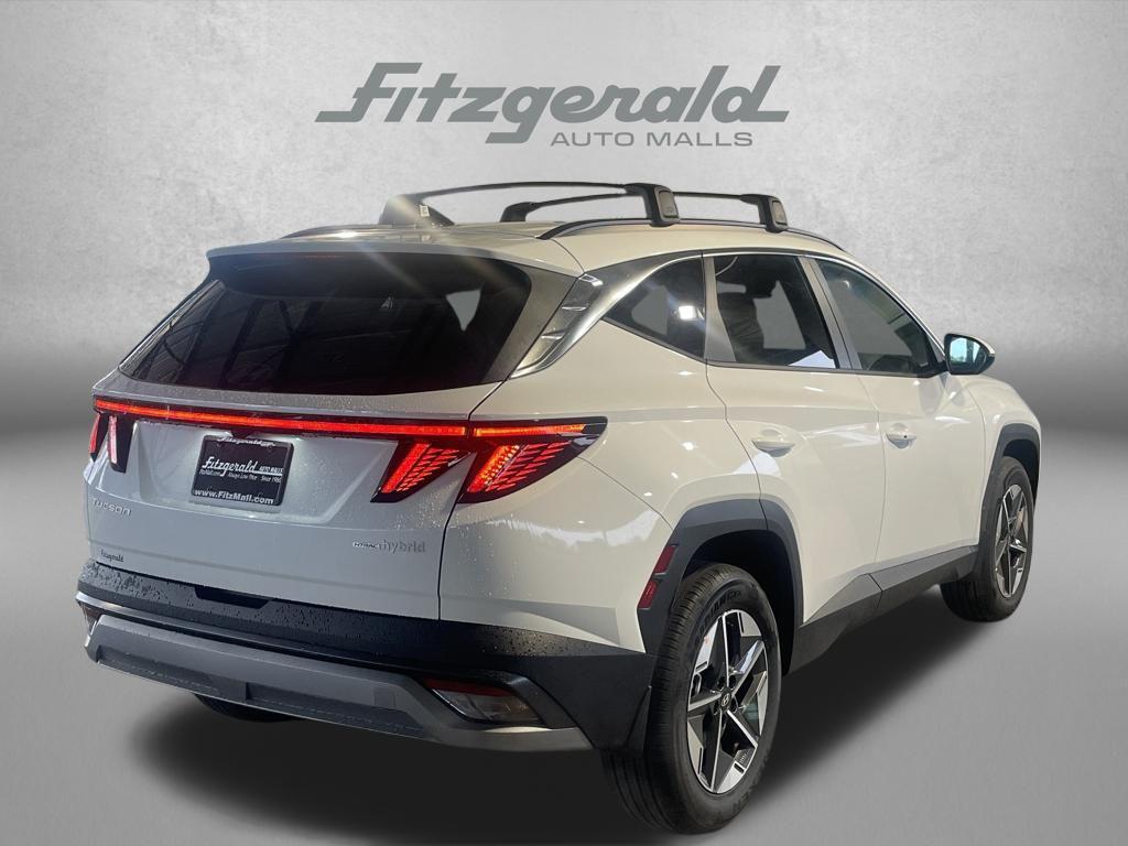new 2026 Hyundai TUCSON Hybrid car, priced at $37,194