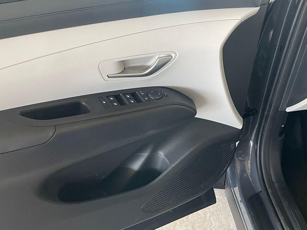 new 2026 Hyundai TUCSON Hybrid car, priced at $35,266