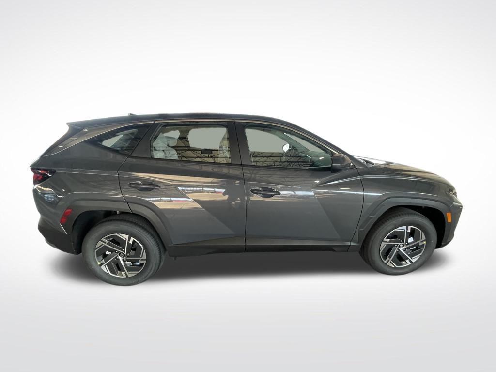 new 2026 Hyundai TUCSON Hybrid car, priced at $35,266