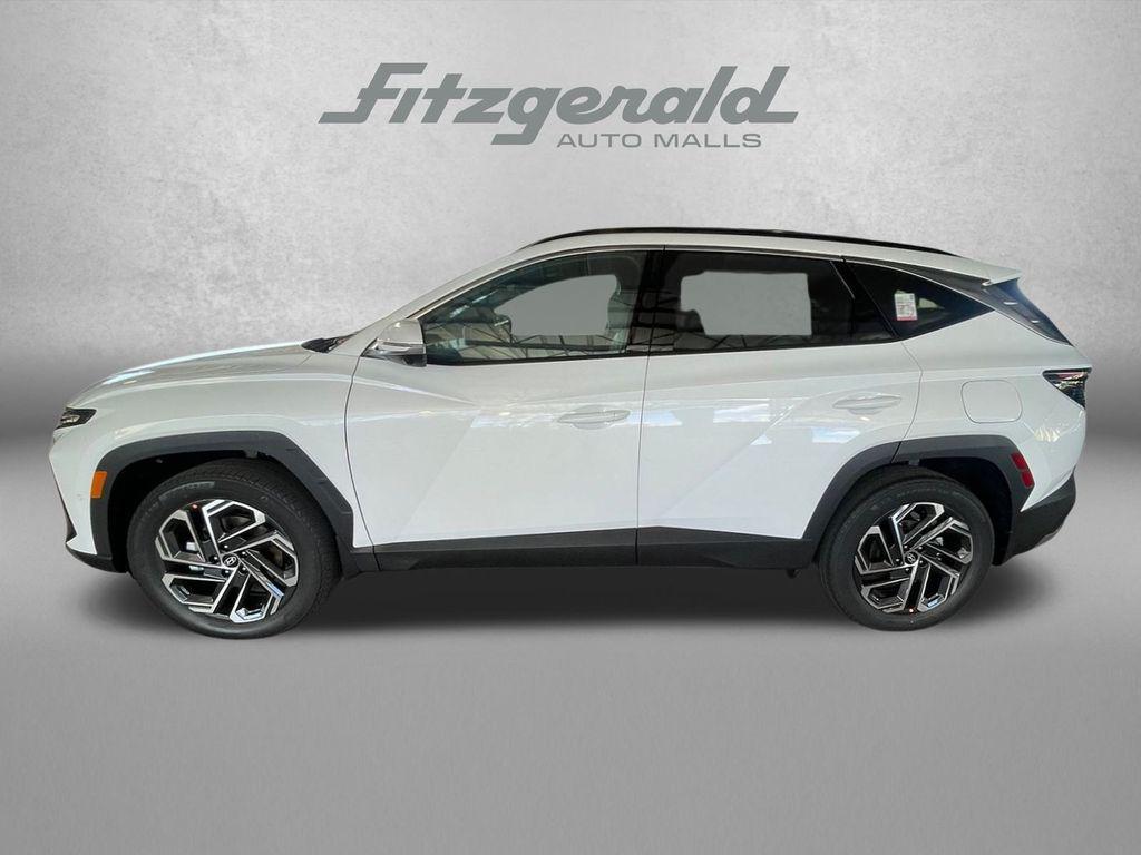 new 2026 Hyundai TUCSON Hybrid car, priced at $41,522