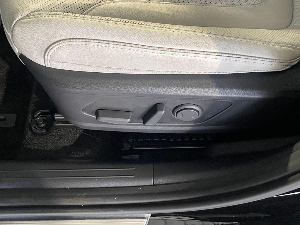 new 2026 Hyundai TUCSON Hybrid car, priced at $41,095