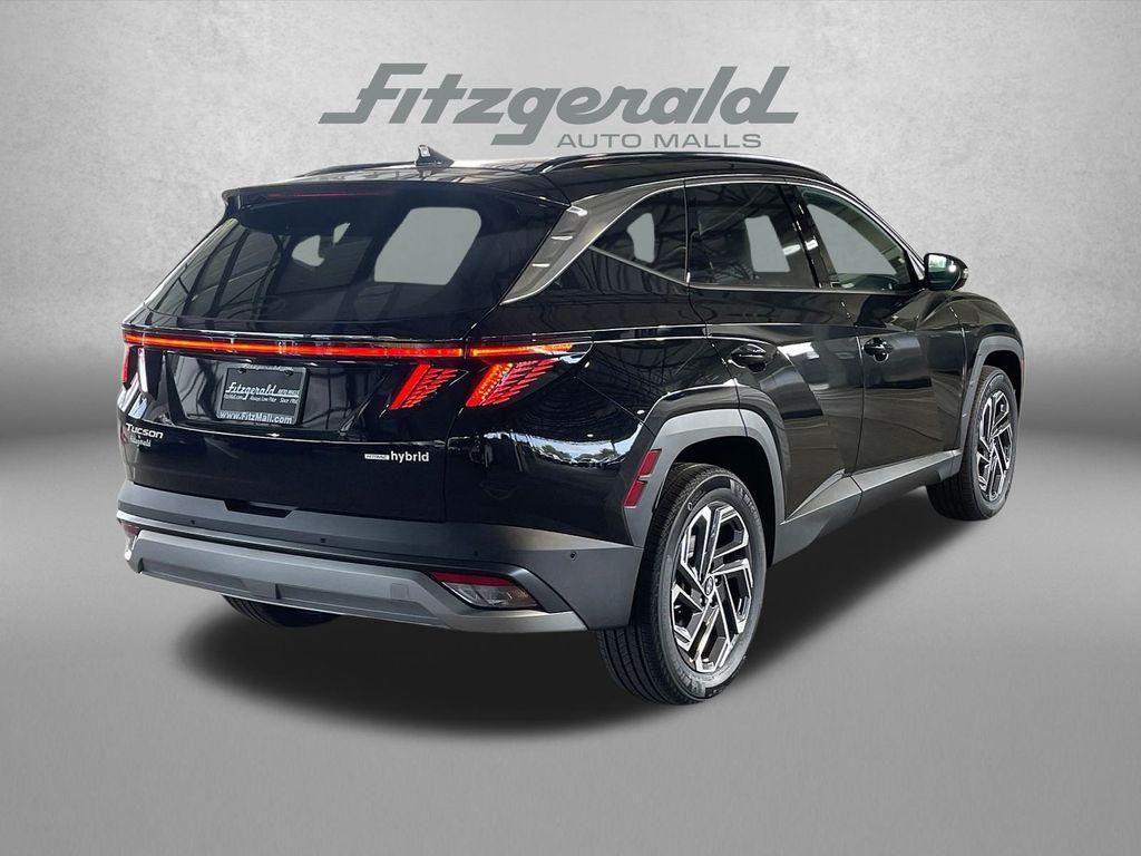 new 2026 Hyundai TUCSON Hybrid car, priced at $41,095