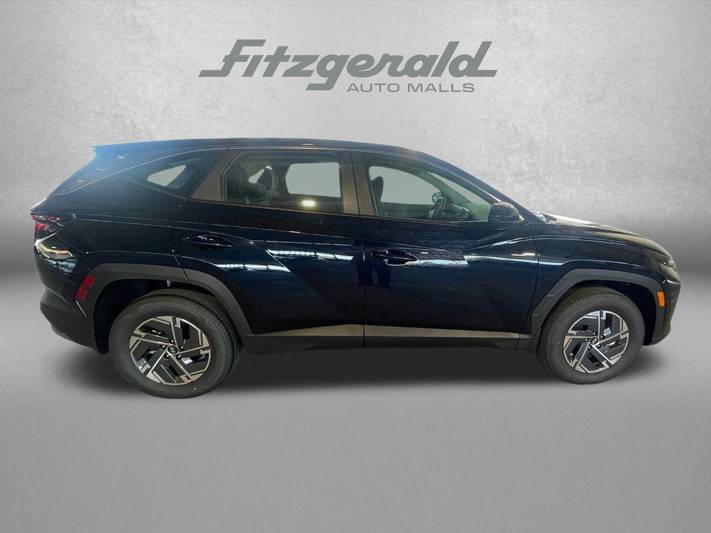 new 2026 Hyundai TUCSON Hybrid car, priced at $34,050