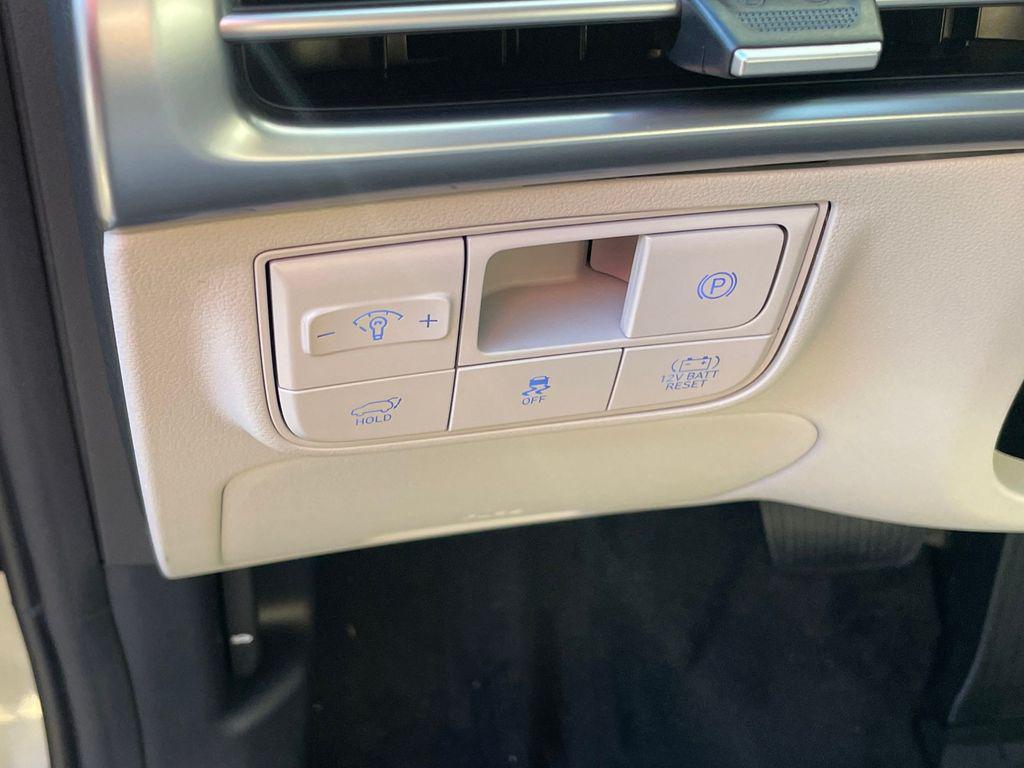 new 2026 Hyundai TUCSON Hybrid car, priced at $41,095