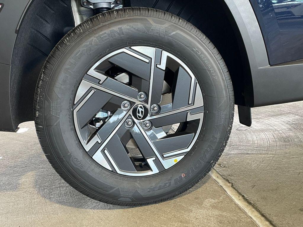 new 2026 Hyundai TUCSON Hybrid car, priced at $34,012