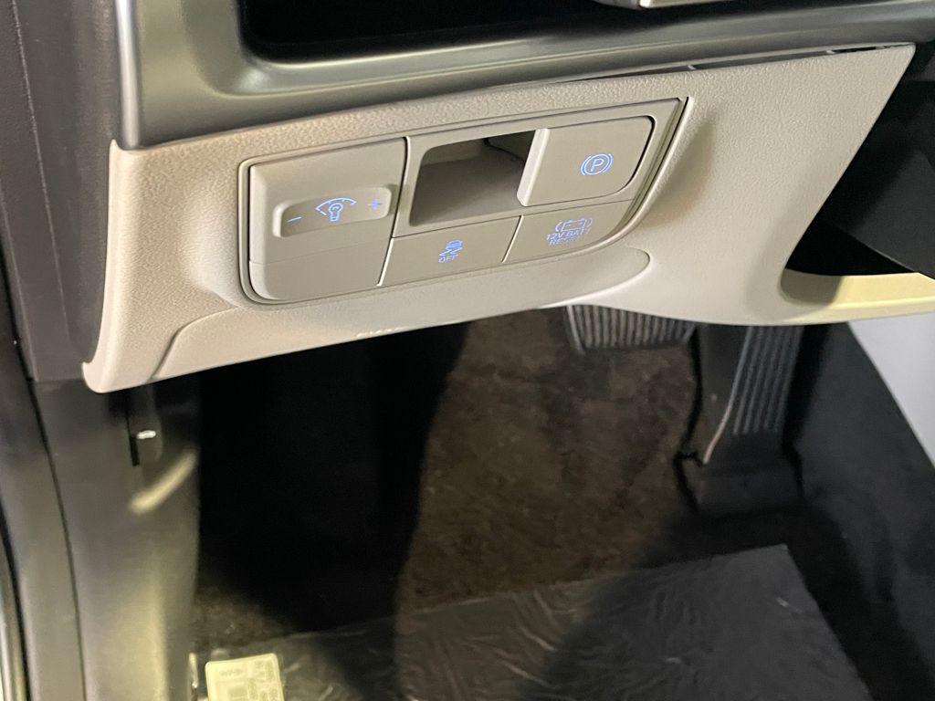 new 2026 Hyundai TUCSON Hybrid car, priced at $34,140