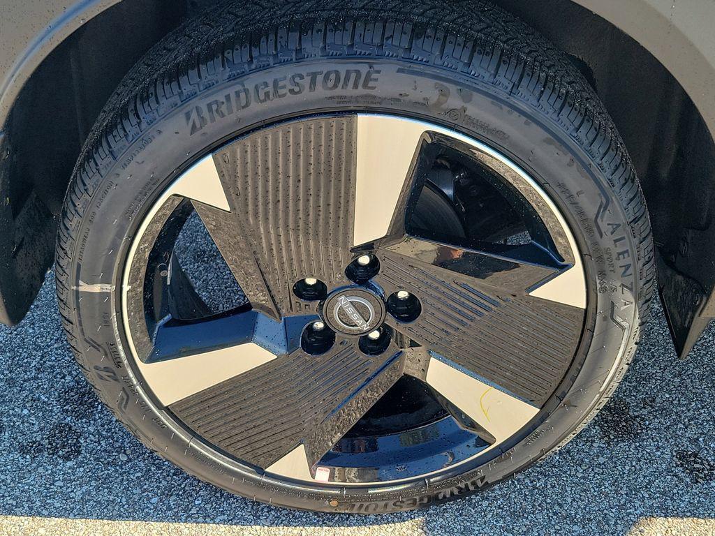 new 2026 Nissan Kicks car, priced at $26,978