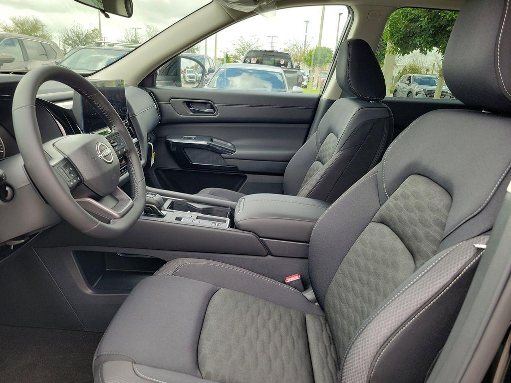 new 2026 Nissan Pathfinder car, priced at $36,260