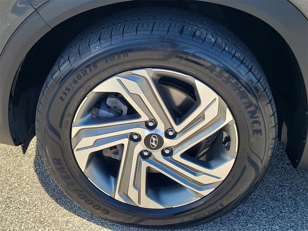 used 2021 Hyundai Santa Fe car, priced at $17,197