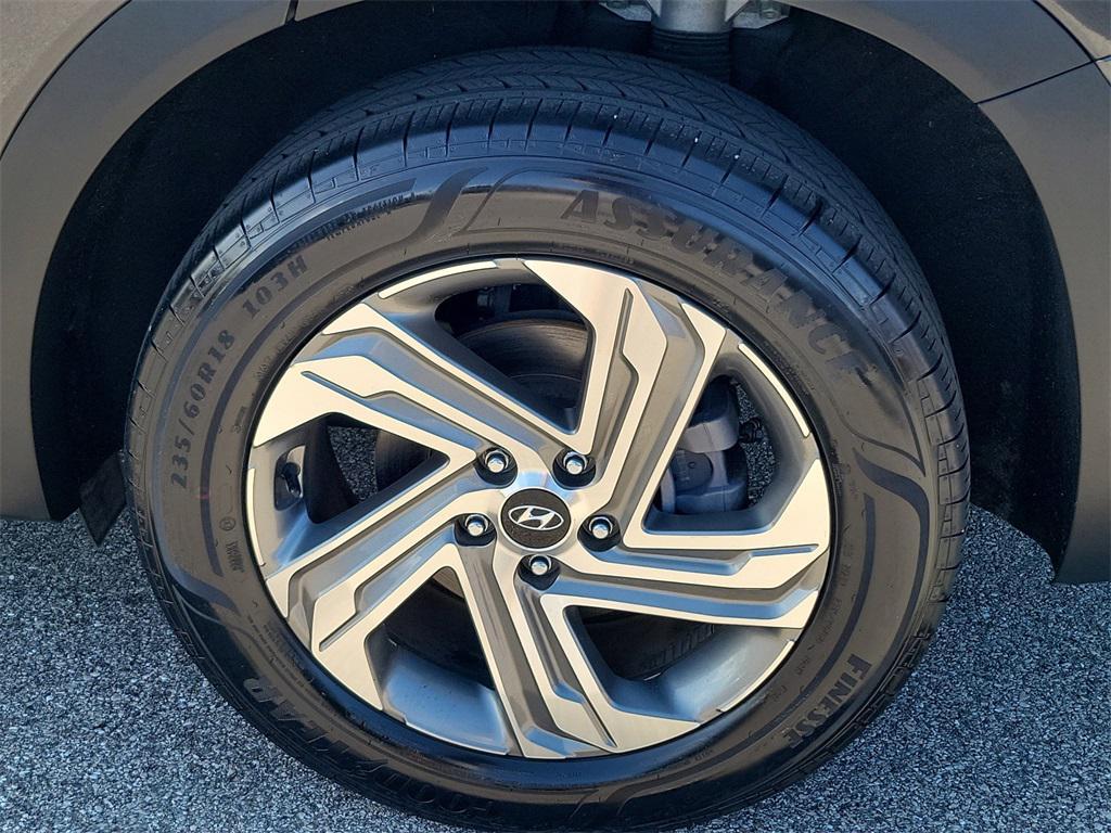 used 2021 Hyundai Santa Fe car, priced at $17,197