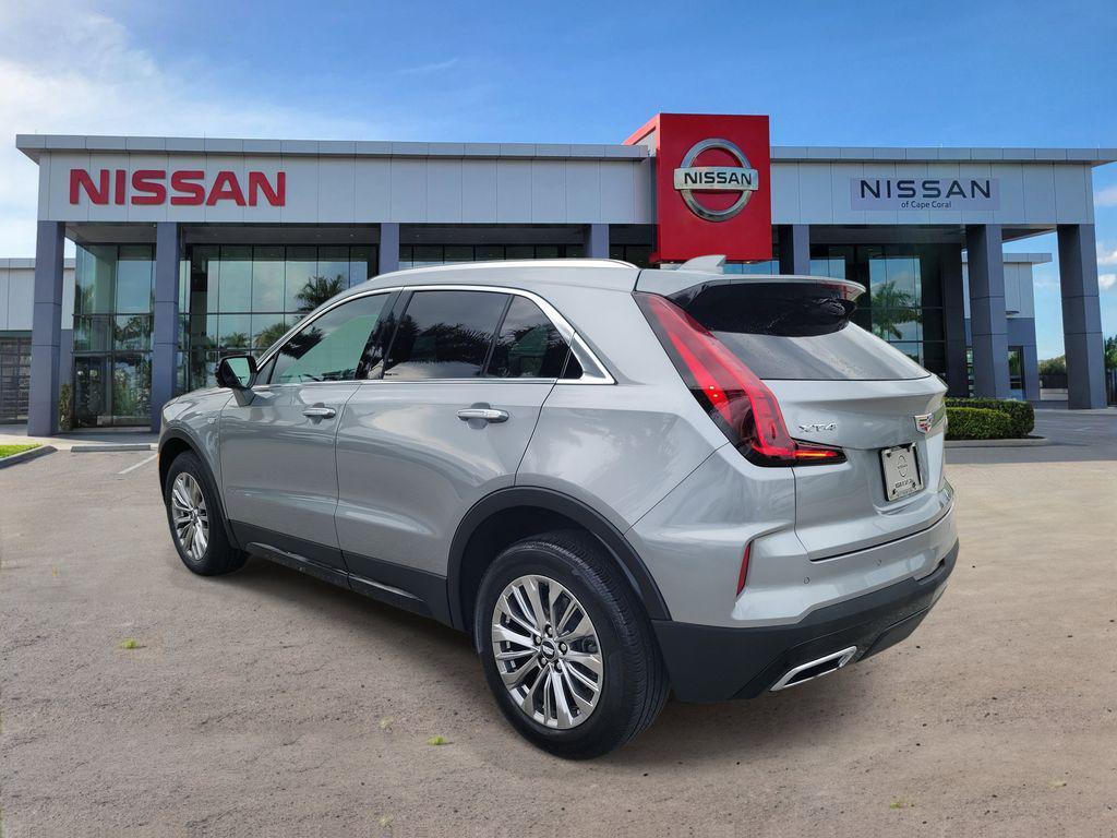 used 2025 Cadillac XT4 car, priced at $31,320