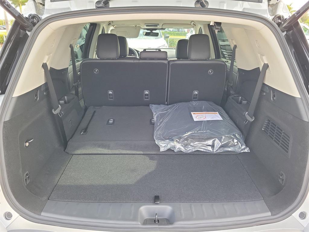 new 2025 Nissan Pathfinder car, priced at $34,236