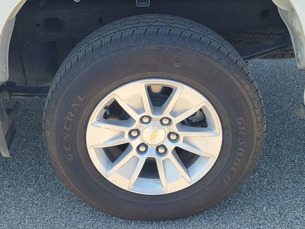 used 2025 Chevrolet Silverado 1500 car, priced at $35,917