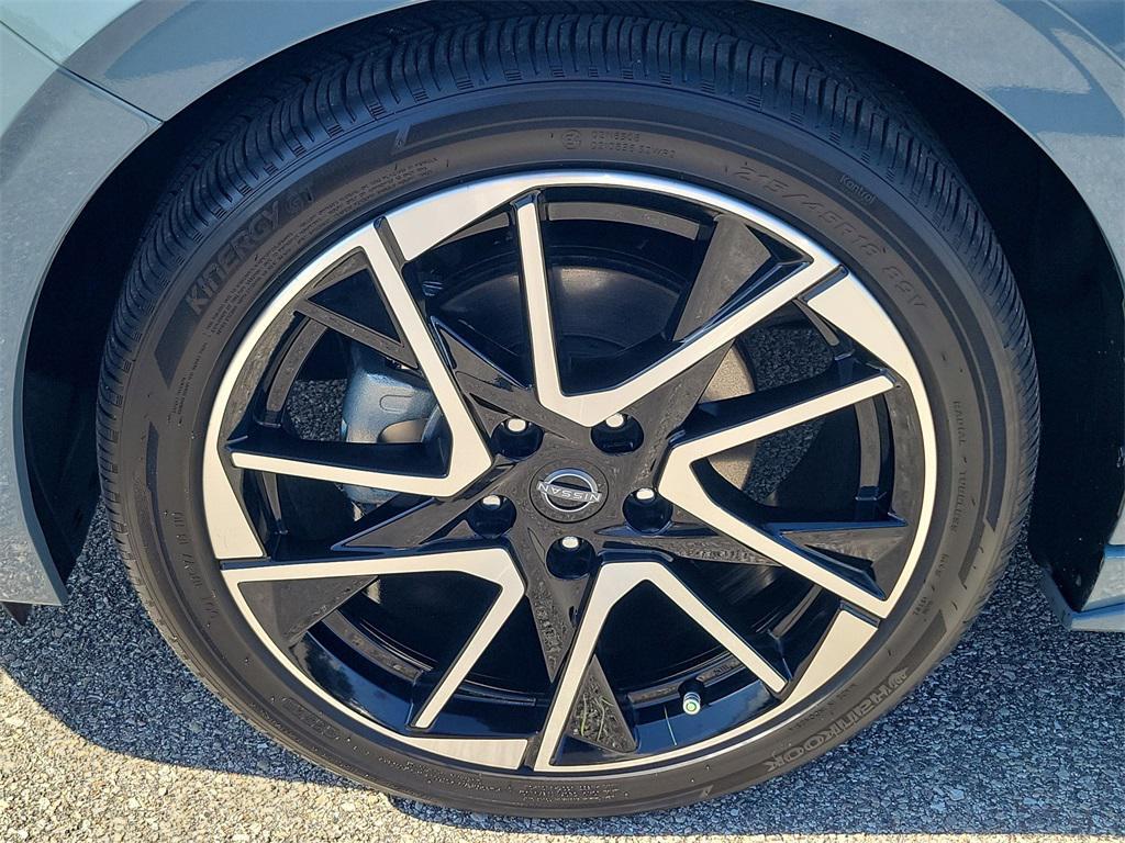 used 2025 Nissan Sentra car, priced at $21,998