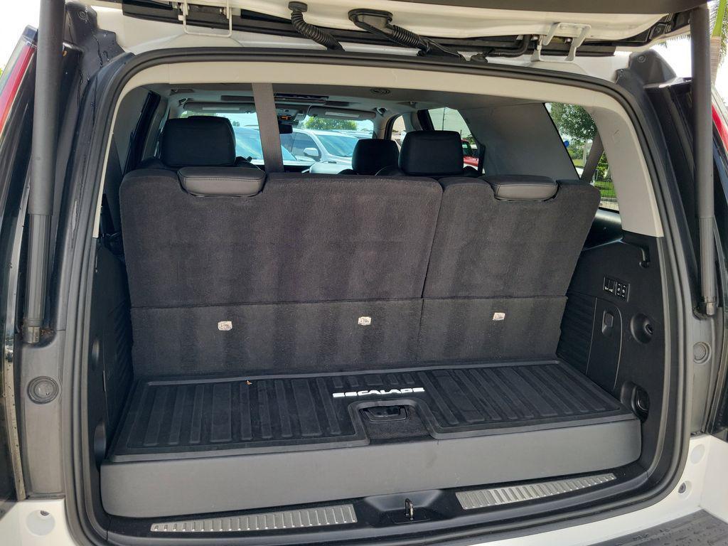 used 2020 Cadillac Escalade car, priced at $39,890