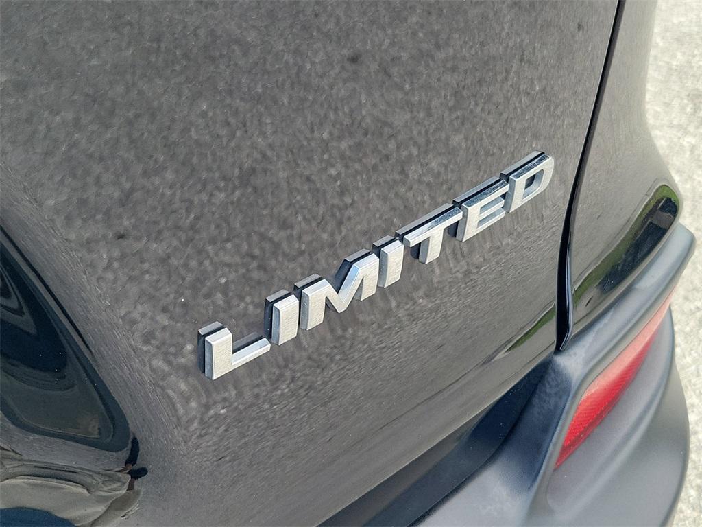 used 2019 Jeep Cherokee car, priced at $13,988