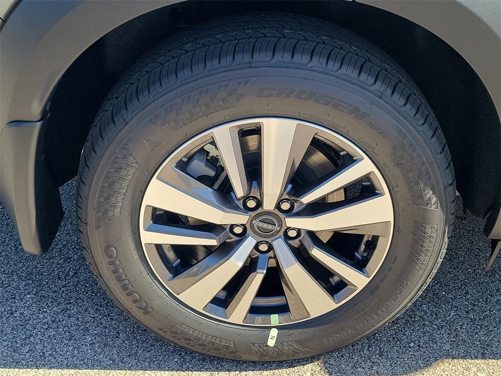 new 2026 Nissan Pathfinder car, priced at $40,224