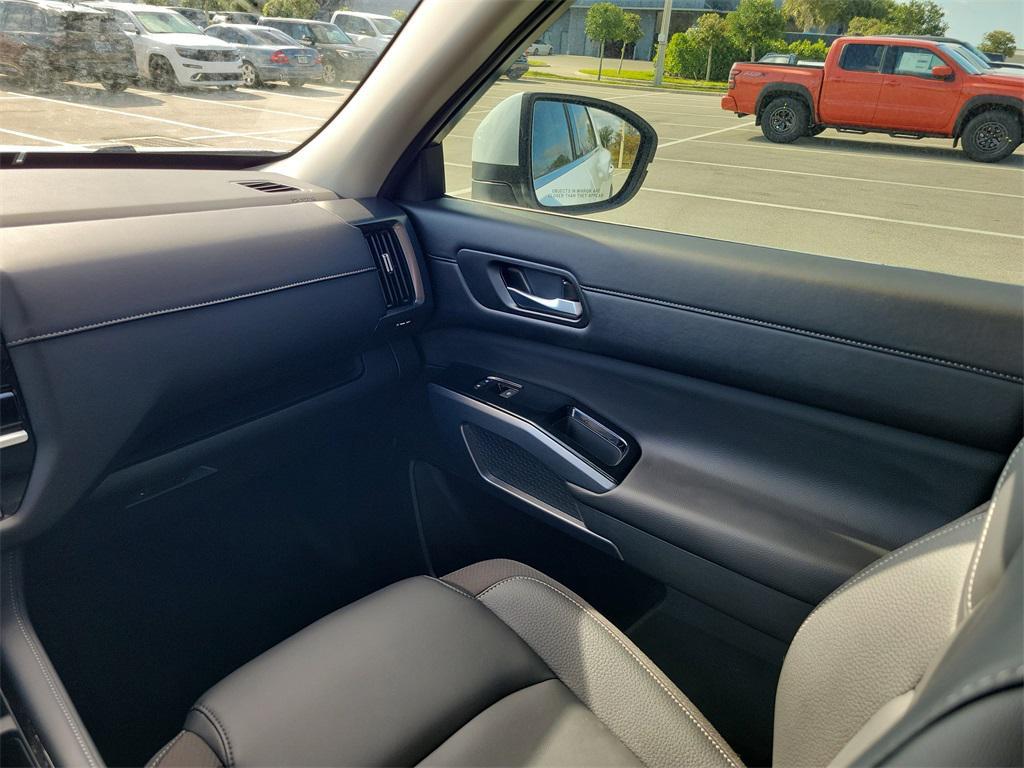 used 2025 Nissan Pathfinder car, priced at $34,776