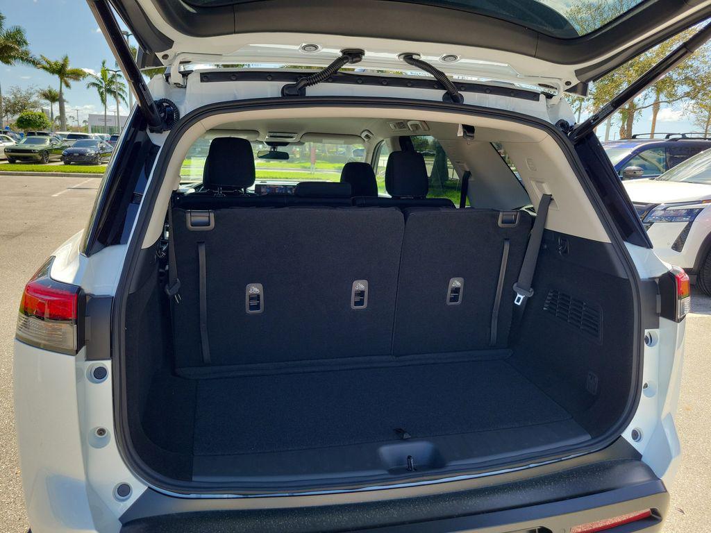 new 2026 Nissan Pathfinder car, priced at $36,287