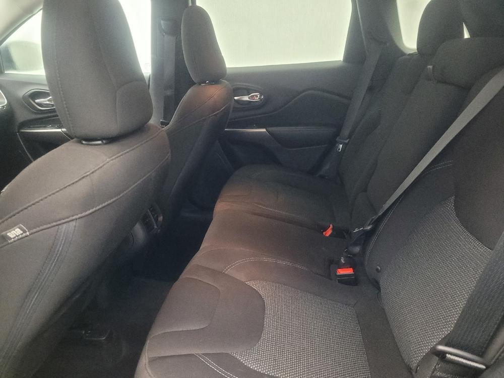 used 2019 Jeep Cherokee car, priced at $15,095