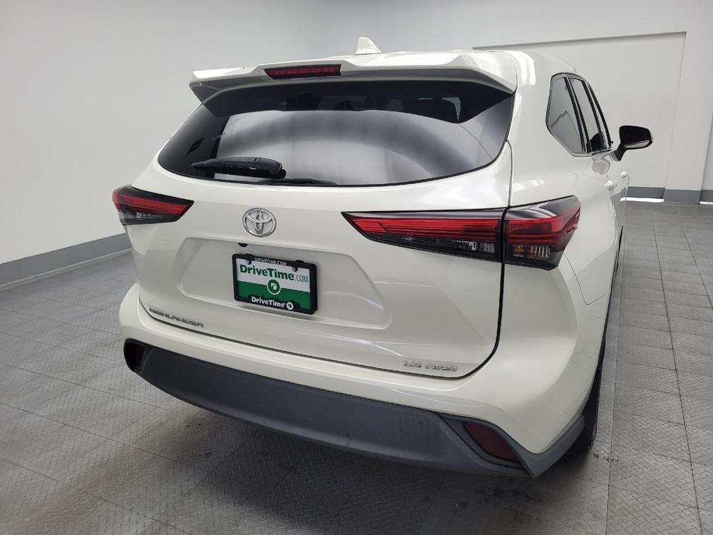 used 2021 Toyota Highlander car, priced at $24,695