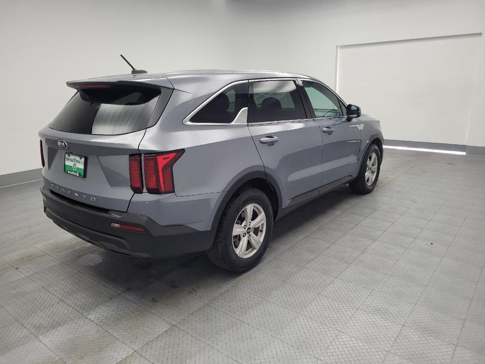 used 2021 Kia Sorento car, priced at $17,095