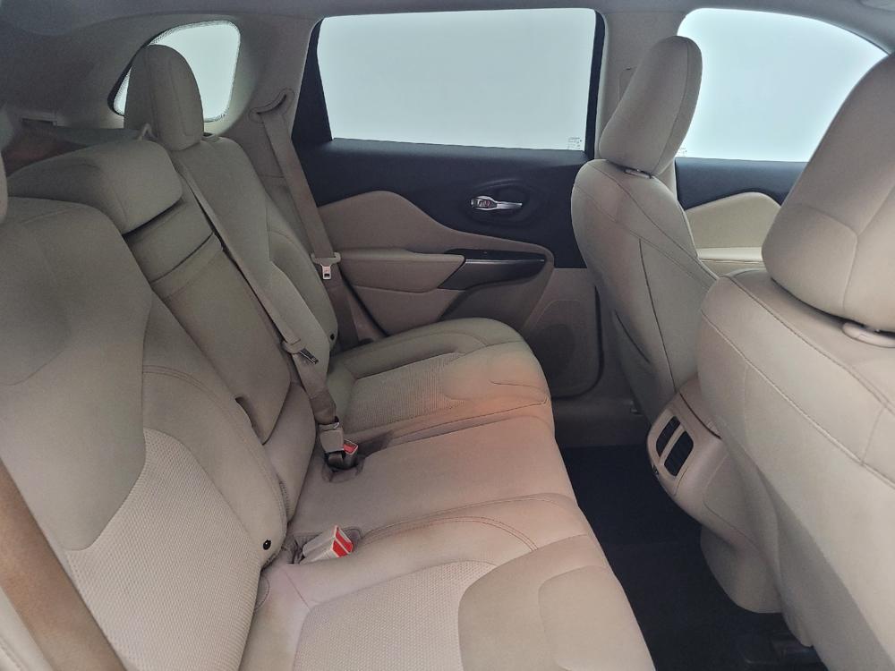 used 2019 Jeep Cherokee car, priced at $15,795