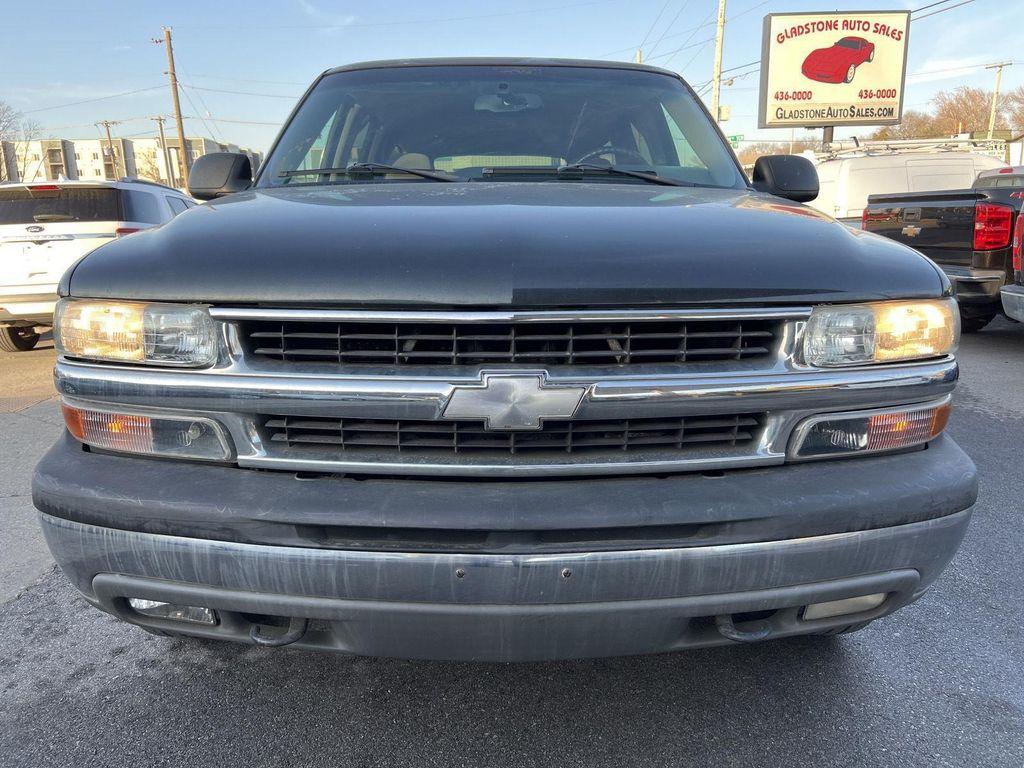 used 2003 Chevrolet Suburban car, priced at $9,200