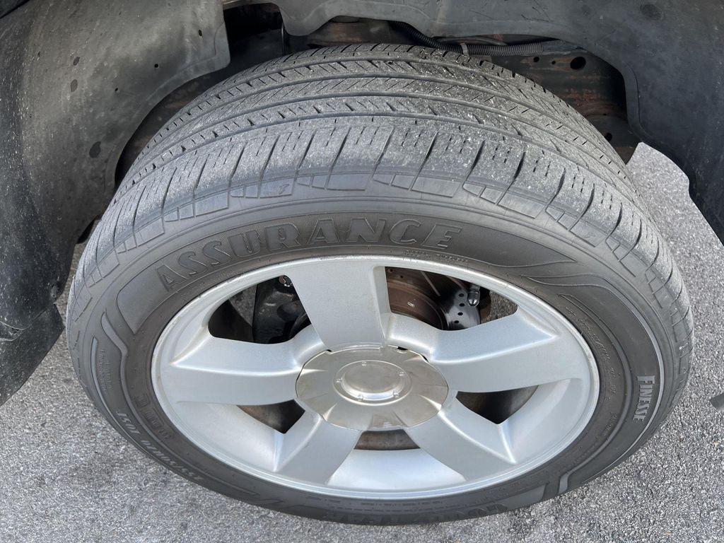 used 2003 Chevrolet Suburban car, priced at $9,200