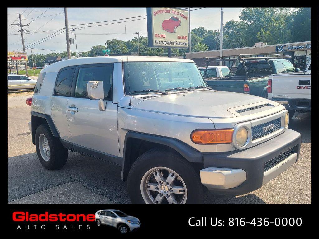 used 2007 Toyota FJ Cruiser car, priced at $7,954