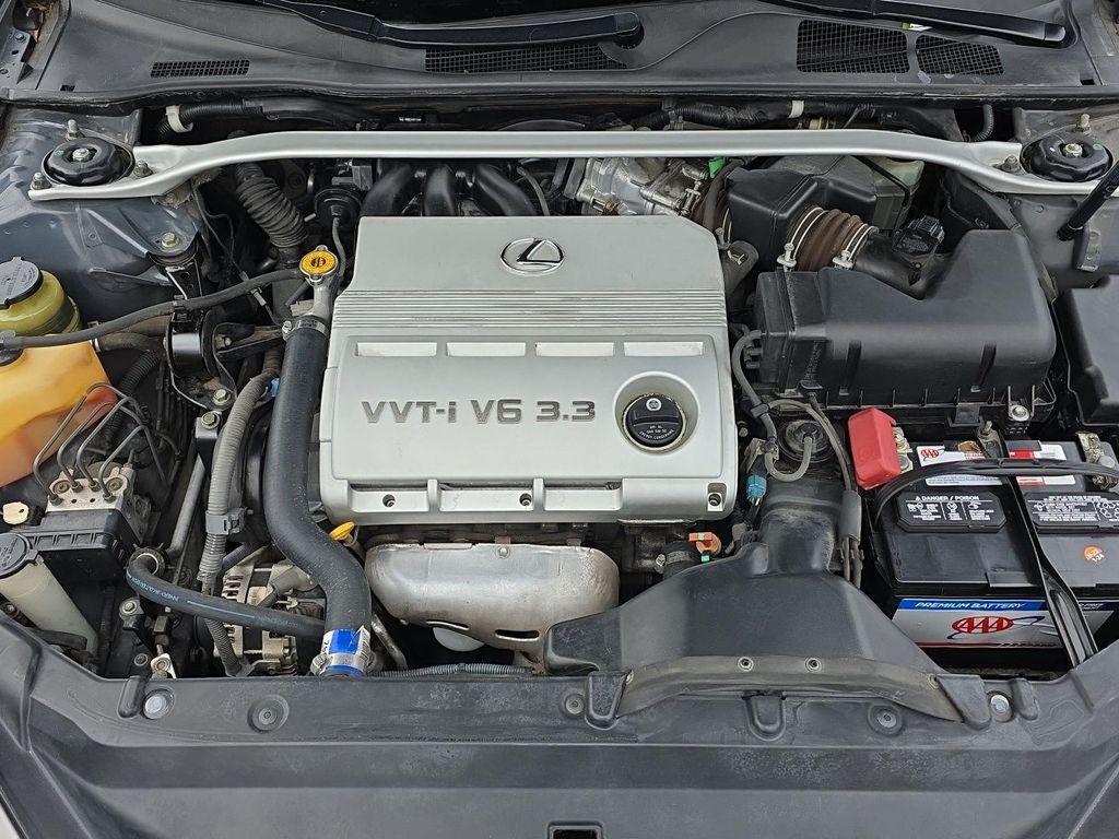 used 2005 Lexus ES 330 car, priced at $10,895