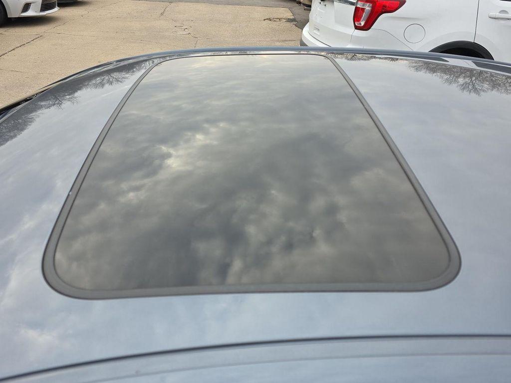 used 2005 Lexus ES 330 car, priced at $10,895