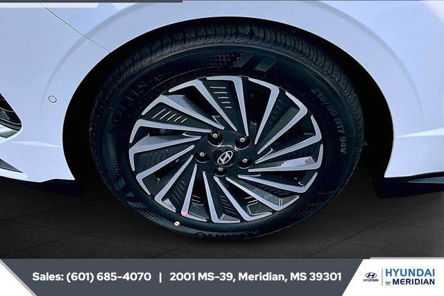 new 2026 Hyundai Sonata Hybrid car, priced at $38,670