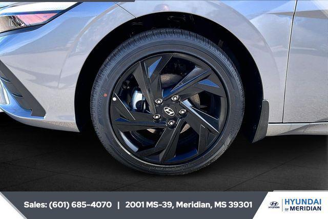 new 2026 Hyundai ELANTRA HEV car, priced at $27,679