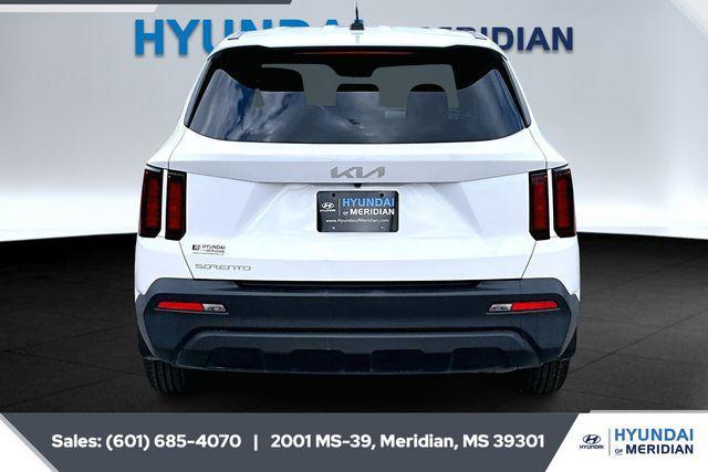 used 2023 Kia Sorento car, priced at $21,601
