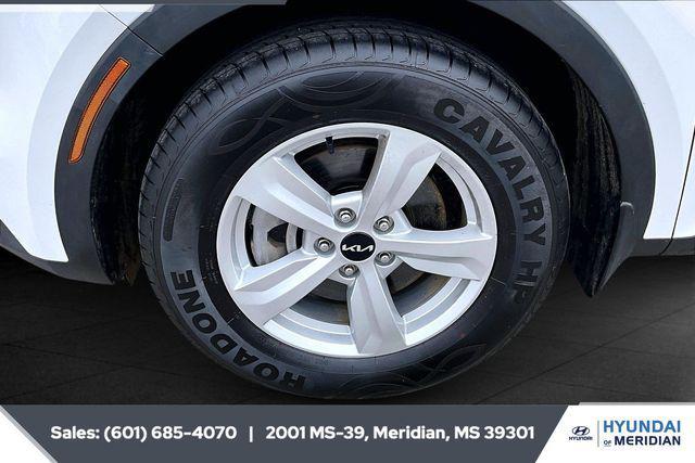 used 2023 Kia Sorento car, priced at $21,601