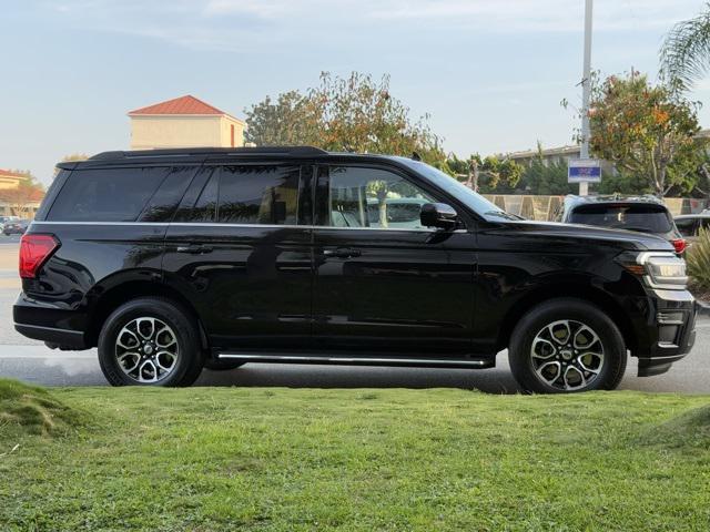 used 2022 Ford Expedition car, priced at $35,290