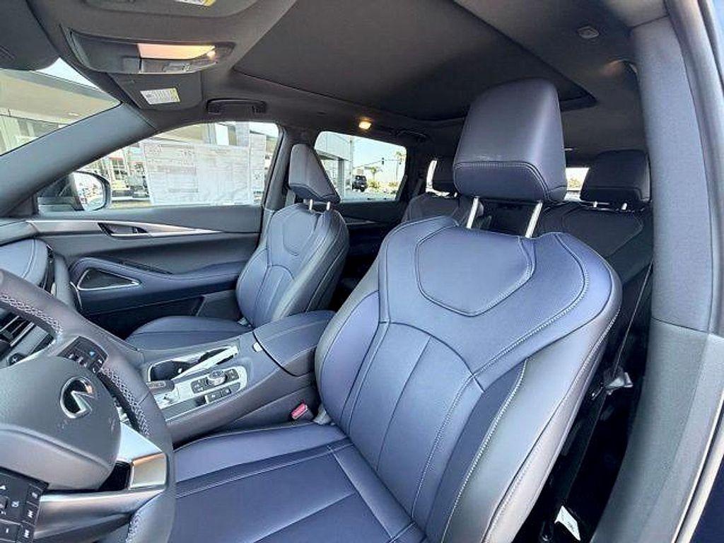 new 2027 INFINITI QX60 car, priced at $66,470